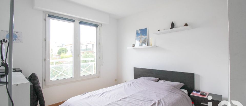 Appartement 4 pièces de 77 m² à Saint-Laurent-du-Var (06700)