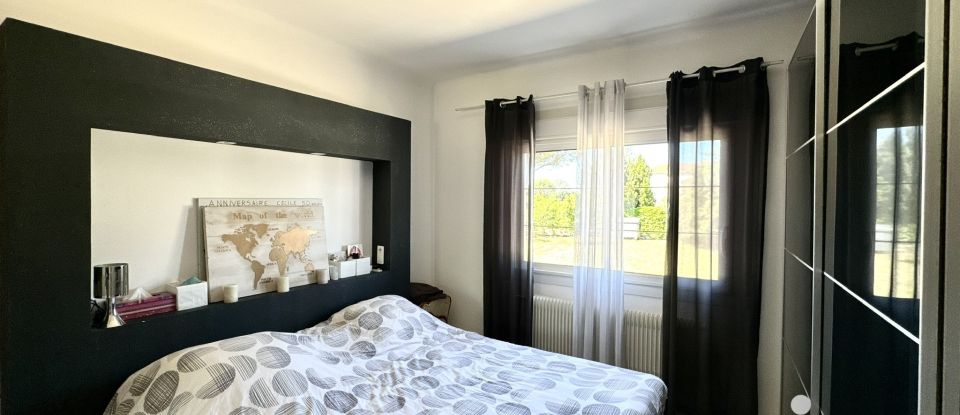 Maison 7 pièces de 215 m² à Pierrelatte (26700)