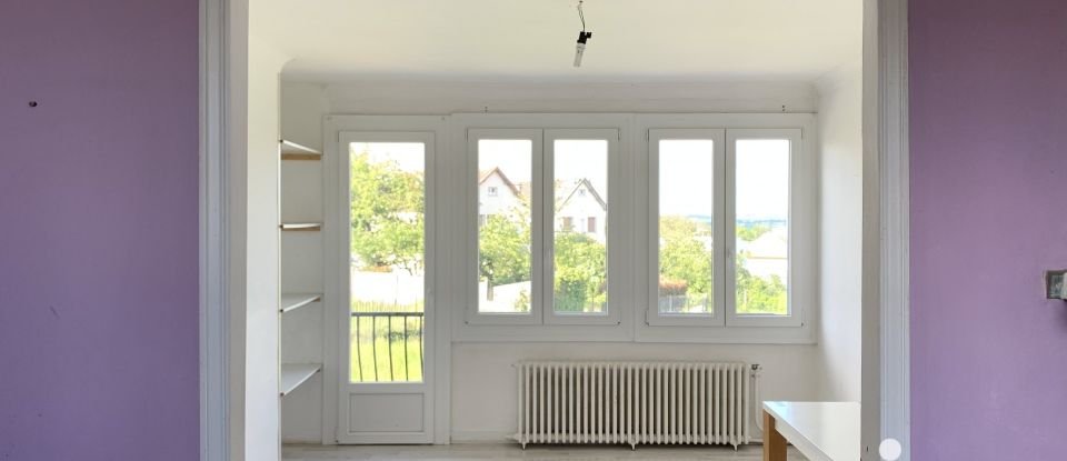 Maison traditionnelle 5 pièces de 118 m² à Domérat (03410)