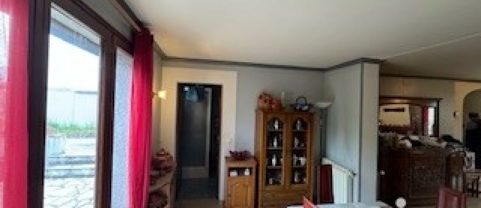 House 5 rooms of 117 m² in Le Blanc-Mesnil (93150)