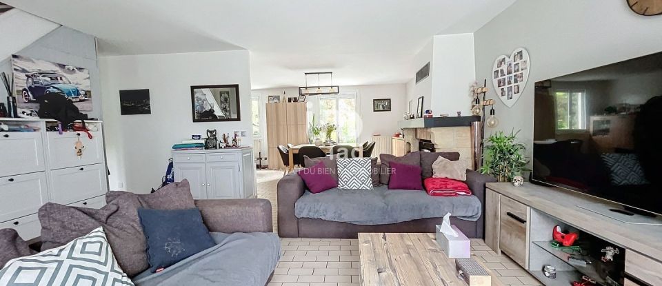 Maison 6 pièces de 128 m² à Verneuil-l'Étang (77390)