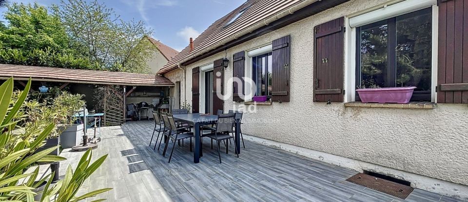 Maison 6 pièces de 128 m² à Verneuil-l'Étang (77390)