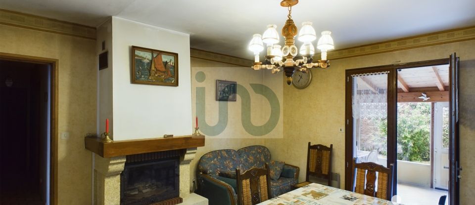 Traditional house 5 rooms of 84 m² in La Flotte (17630)