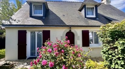 House 5 rooms of 105 m² in Saint-Rémy-la-Varenne (49250)