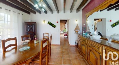Traditional house 6 rooms of 187 m² in Vergoignan (32720)