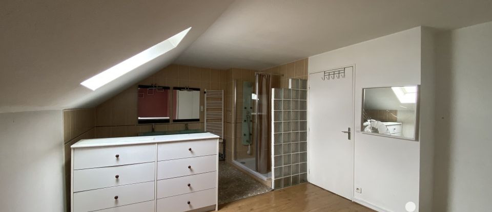 Appartement 4 pièces de 83 m² à Évry (91000)