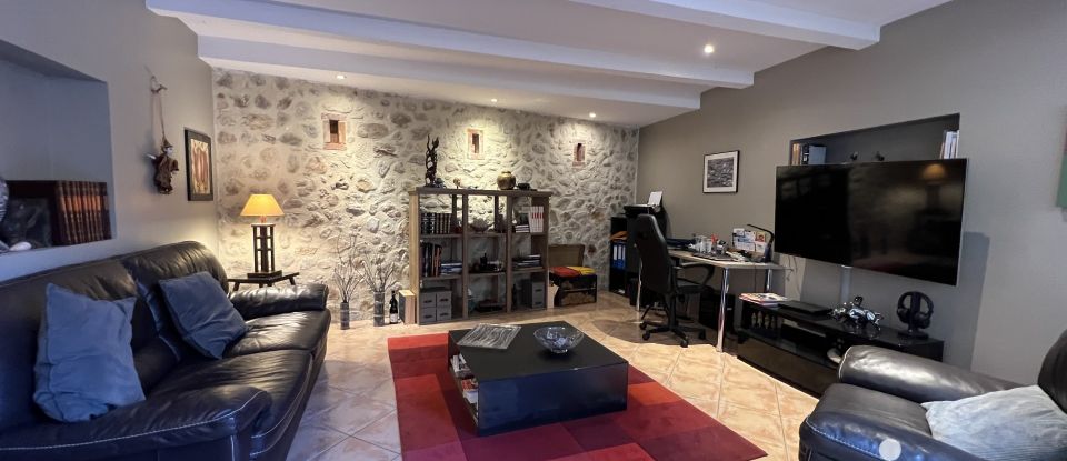 House 4 rooms of 114 m² in Canohès (66680)