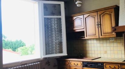 House 3 rooms of 90 m² in Montluçon (03100)