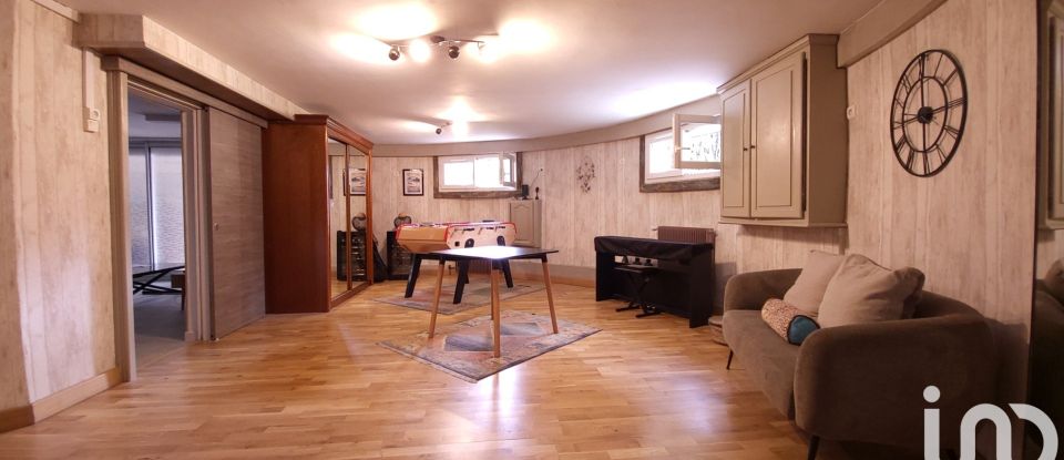 Maison 8 pièces de 180 m² à Savigny-sur-Orge (91600)