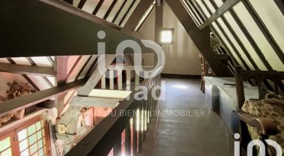 Country house 10 rooms of 212 m² in Ablis (78660)