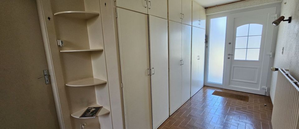 Maison 8 pièces de 180 m² à Navenne (70000)