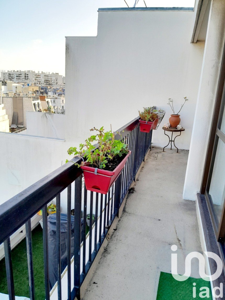 Appartement 3 pièces de 48 m² à Paris (75012)