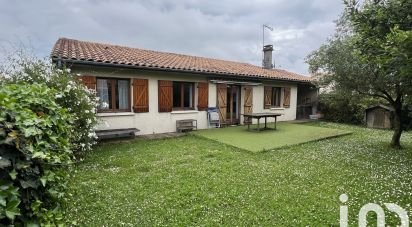 Traditional house 5 rooms of 102 m² in Artigues-près-Bordeaux (33370)