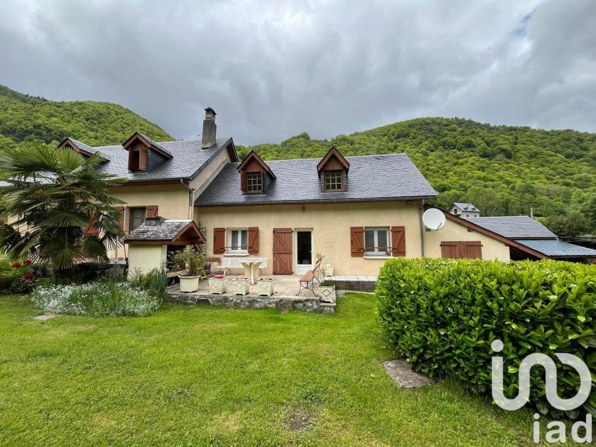 Maison de campagne 4 pièces de 147 m² à Bagnères-de-Bigorre (65200)