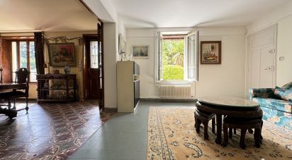 Mansion 10 rooms of 305 m² in Breuilpont (27640)