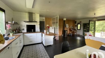 Maison de campagne 4 pièces de 101 m² à Montendre (17130)