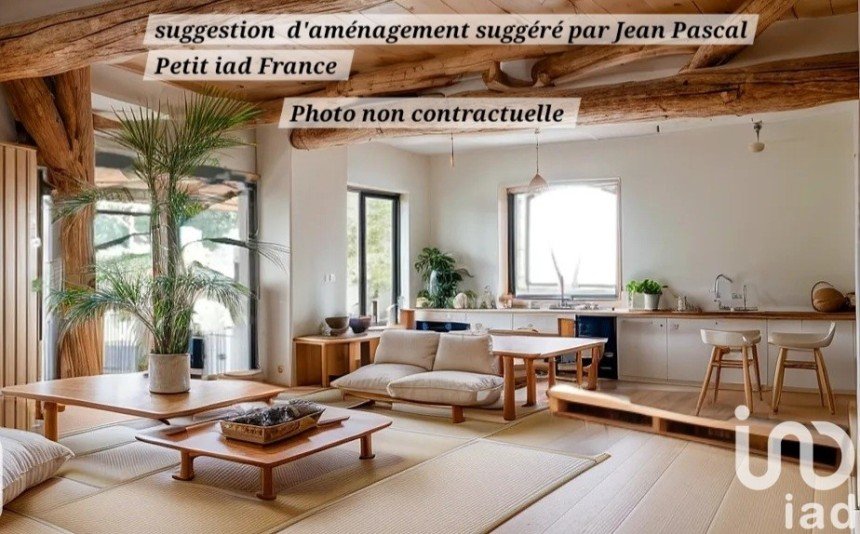 Maison de village 8 pièces de 220 m² à Saint-Remèze (07700)