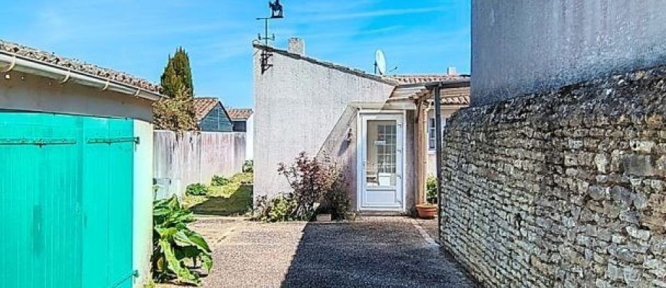 House 5 rooms of 73 m² in Saint-Clément-des-Baleines (17590)