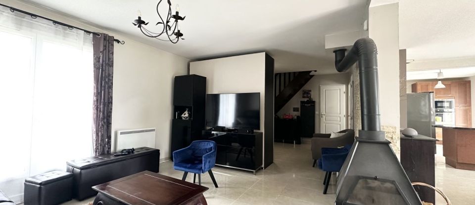 Maison 7 pièces de 139 m² à Saint-Fargeau-Ponthierry (77310)