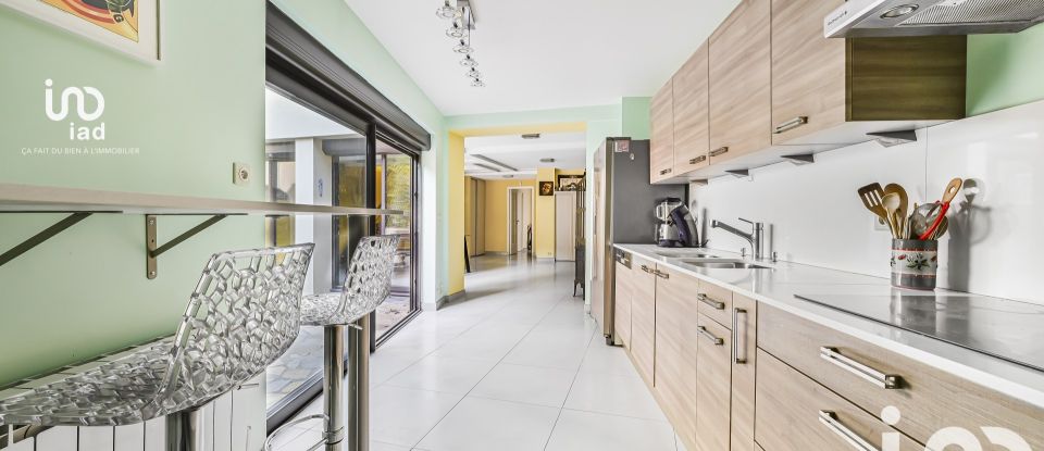 Apartment 7 rooms of 164 m² in Nanterre (92000)