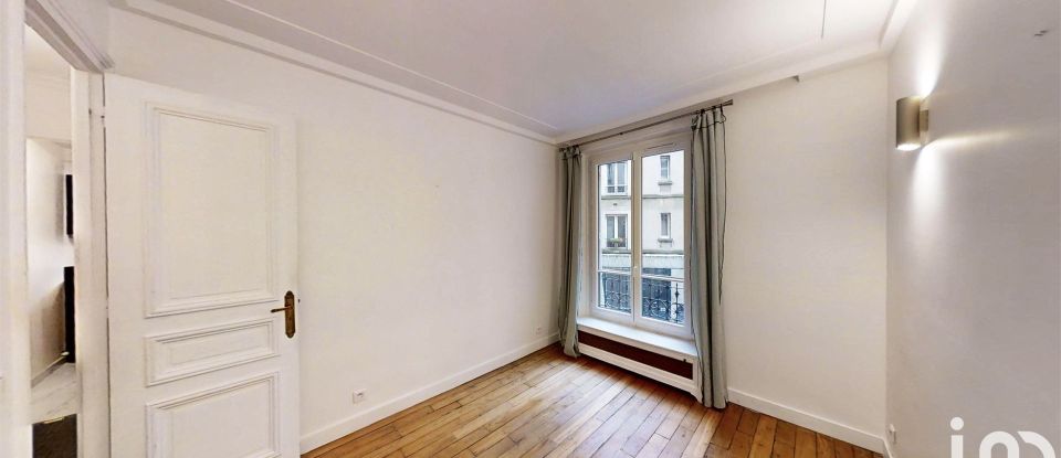 Appartement 6 pièces de 92 m² à Paris (75010)