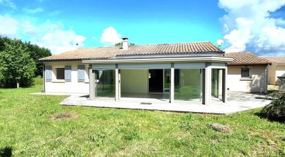 Pavilion 5 rooms of 130 m² in Saint-Aubin-de-Blaye (33820)