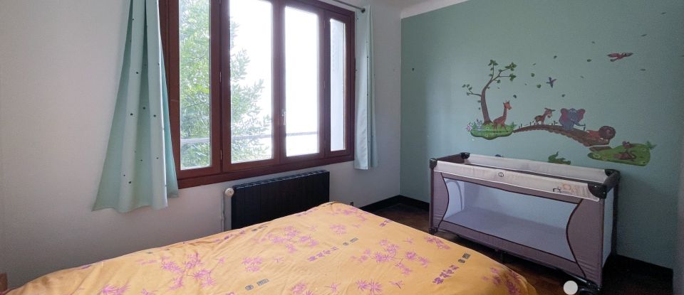 House 8 rooms of 174 m² in Sucy-en-Brie (94370)