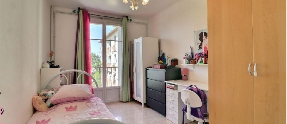 Apartment 5 rooms of 83 m² in Aix-en-Provence (13090)