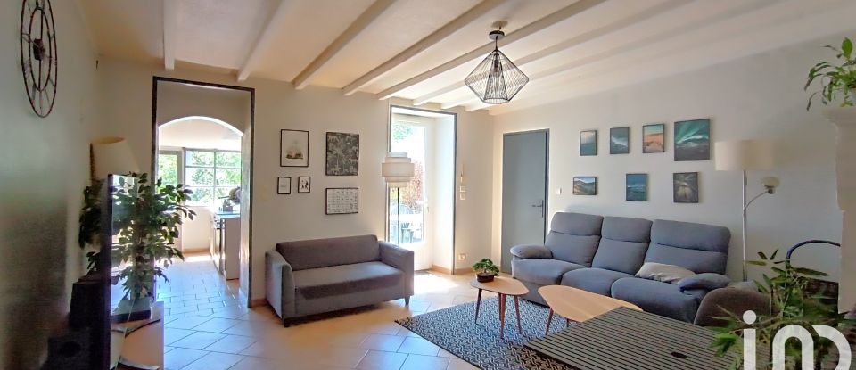 Village house 3 rooms of 74 m² in L'Orbrie (85200)