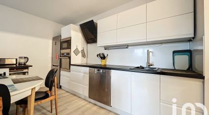 Apartment 4 rooms of 75 m² in Puteaux (92800)