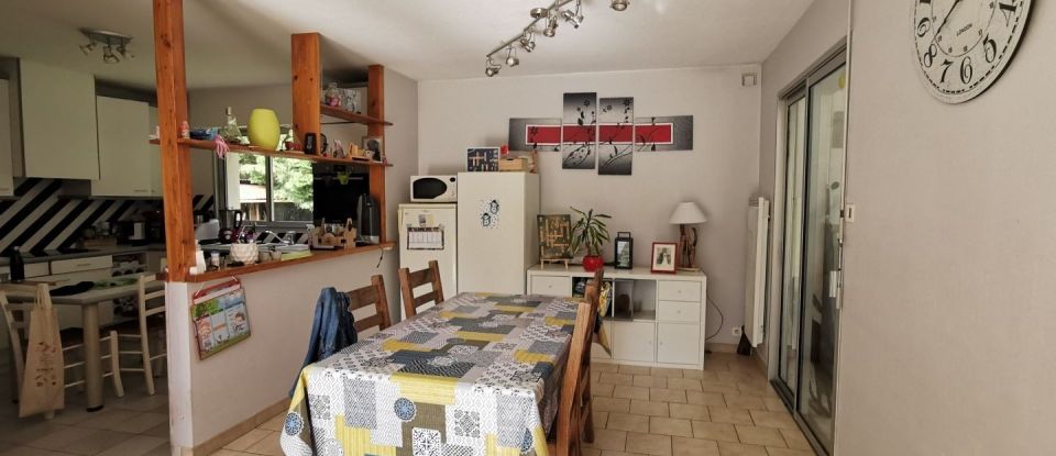 Maison 6 pièces de 112 m² à Bellevigny (85170)