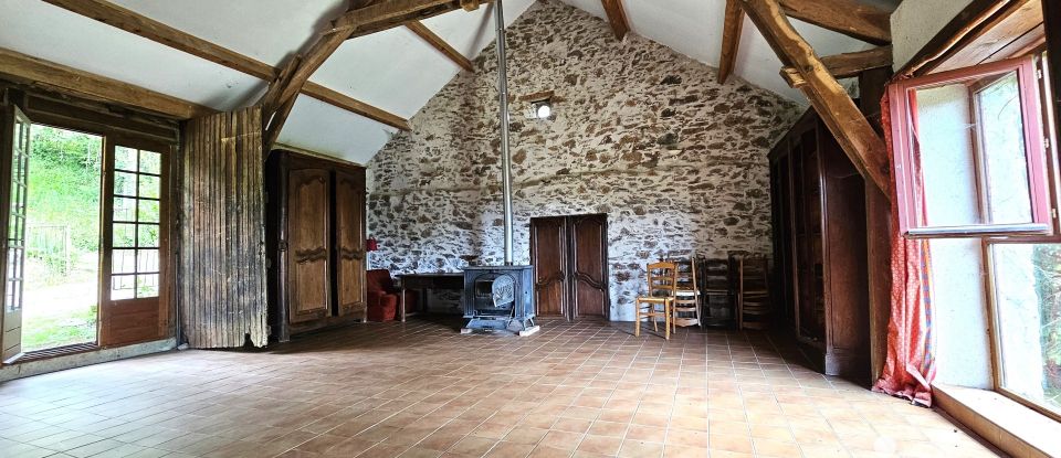 Maison de campagne 7 pièces de 204 m² à Cahus (46130)