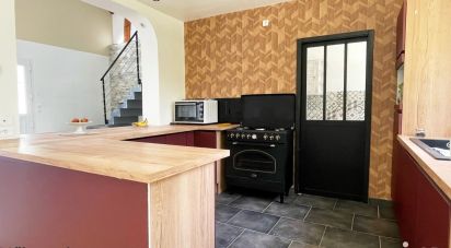 House 7 rooms of 154 m² in Loueuse (60380)