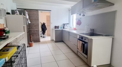 Maison 4 pièces de 92 m² à Échiré (79410)