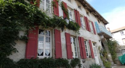 House 13 rooms of 720 m² in Saint-Bonnet-le-Chastel (63630)