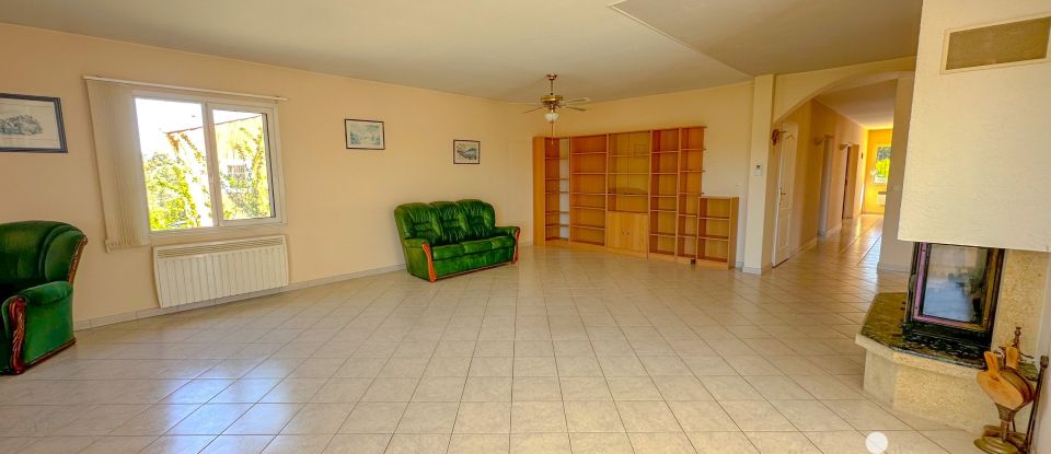 Maison 5 pièces de 155 m² à Vidauban (83550)