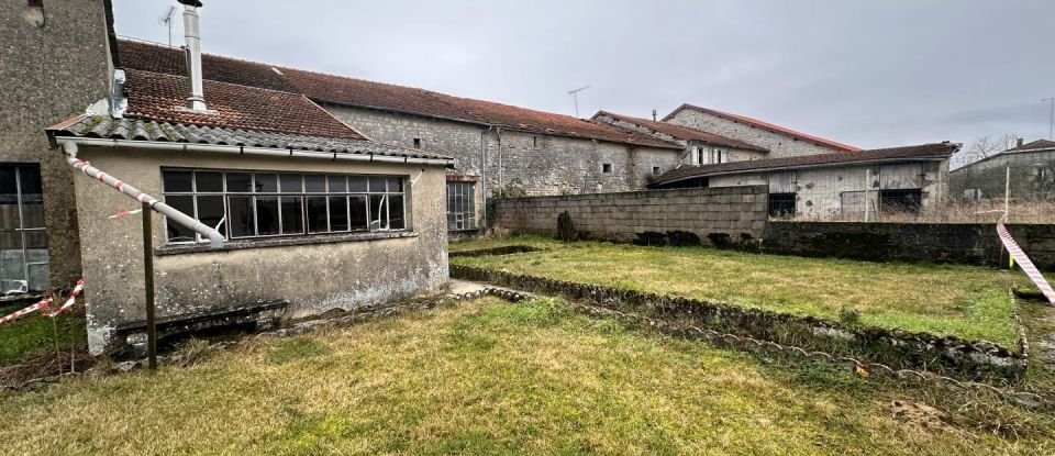 Maison 5 pièces de 103 m² à Colombey-les-Deux-Églises (52330)