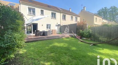 Traditional house 7 rooms of 145 m² in Rambouillet (78120)