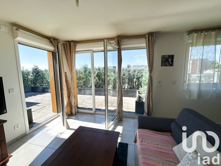 Apartment 3 rooms of 63 m² in Talence (33400)