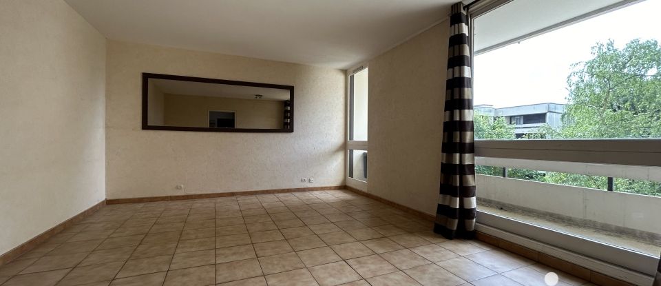 Apartment 3 rooms of 67 m² in Élancourt (78990)