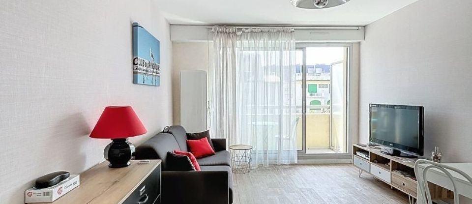 Apartment 1 room of 25 m² in Saint-Cast-le-Guildo (22380)