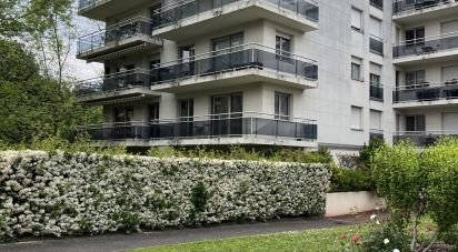 Apartment 4 rooms of 82 m² in Évry (91000)