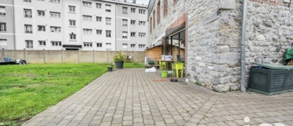 Maison 9 pièces de 450 m² à Givet (08600)