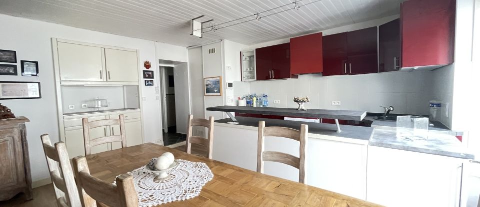 Maison 3 pièces de 115 m² à Sauzé-Vaussais (79190)