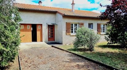 Pavilion 4 rooms of 78 m² in Paulhaguet (43230)