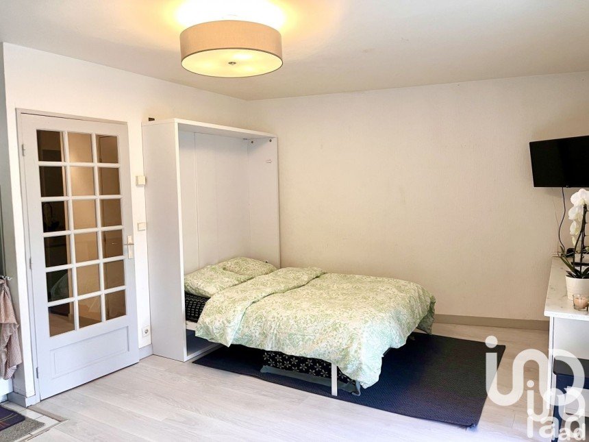 Appartement 1 pièce de 32 m² à Bordeaux (33200)