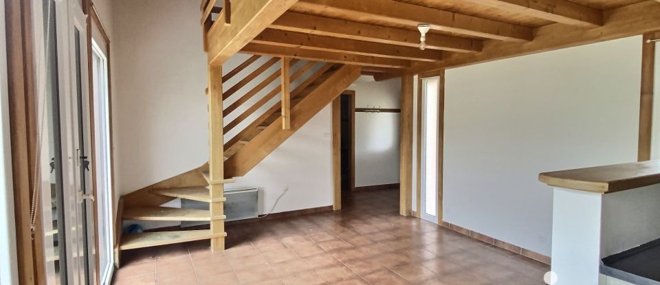 Maison traditionnelle 1 pièce de 52 m² à Plan-d'Aups-Sainte-Baume (83640)