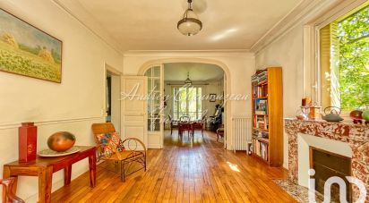 Mansion 7 rooms of 203 m² in Orsay (91400)