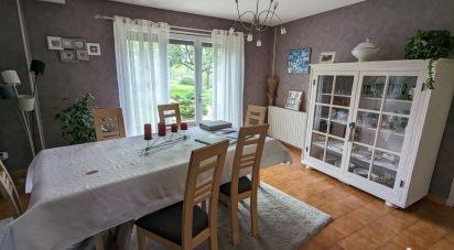 Maison 8 pièces de 230 m² à Gevigney-et-Mercey (70500)