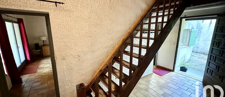 Traditional house 5 rooms of 178 m² in Saint-Restitut (26130)